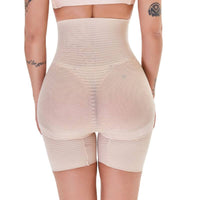 Panty Amincissant Silhouette Parfaite couleur beige, vue arrière mettant en valeur la silhouette galbée.