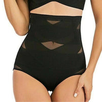 Culotte gainante taille haute invisible avec bandes croisées pour un effet amincissant et un confort optimal.