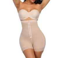 KK Panty Effect, sous-vêtement sculptant, taille cintrée, cuisses galbées, modèle nude.